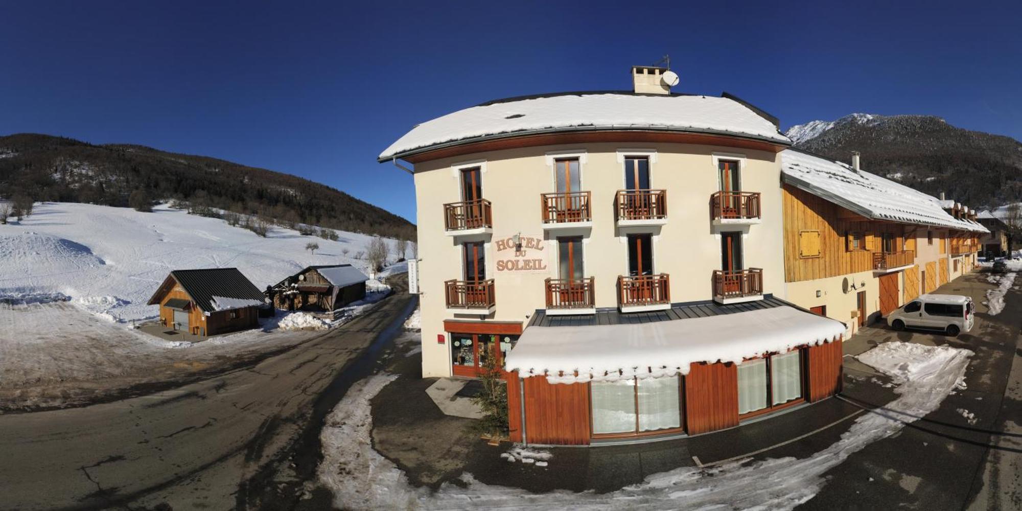 Hotel Du Soleil Aillon-le-Jeune Экстерьер фото